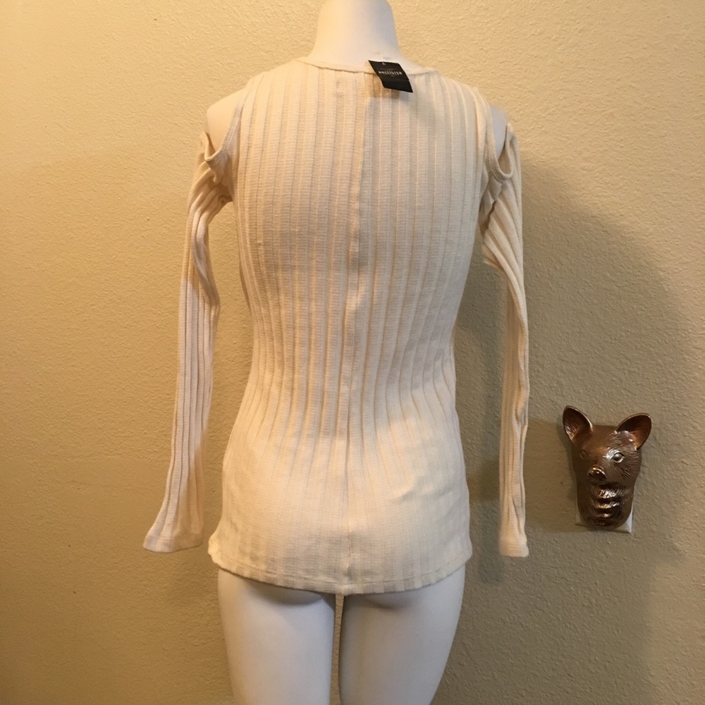 Hollister Cold Shoulder Ribbed Top - Picture 2 of 5